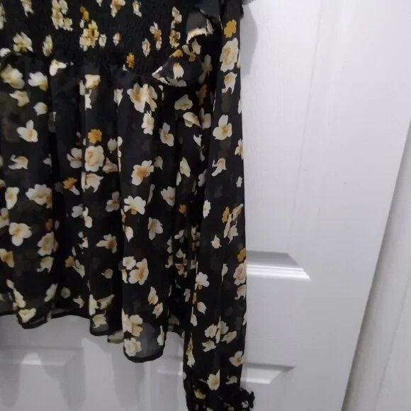 O.P.T. Floral Ruffle Neck Blouse Large Black Sheer Long Sleeve Romantic Top - Picture 6 of 15